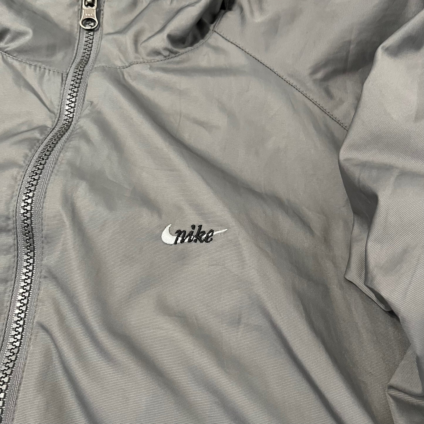 Nike Vintage Windbreaker Track Jacket (M)