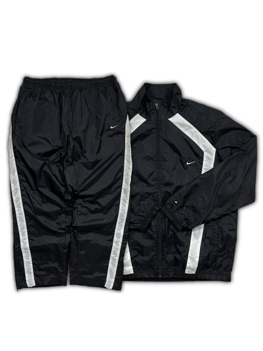 Nike Tracksuit (XL)