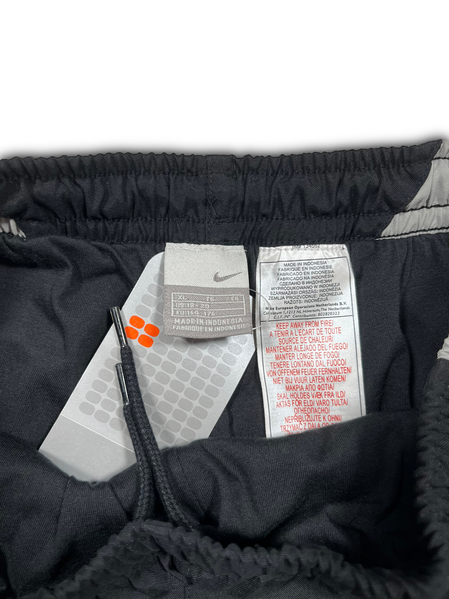 Nike New Track Pants (S)