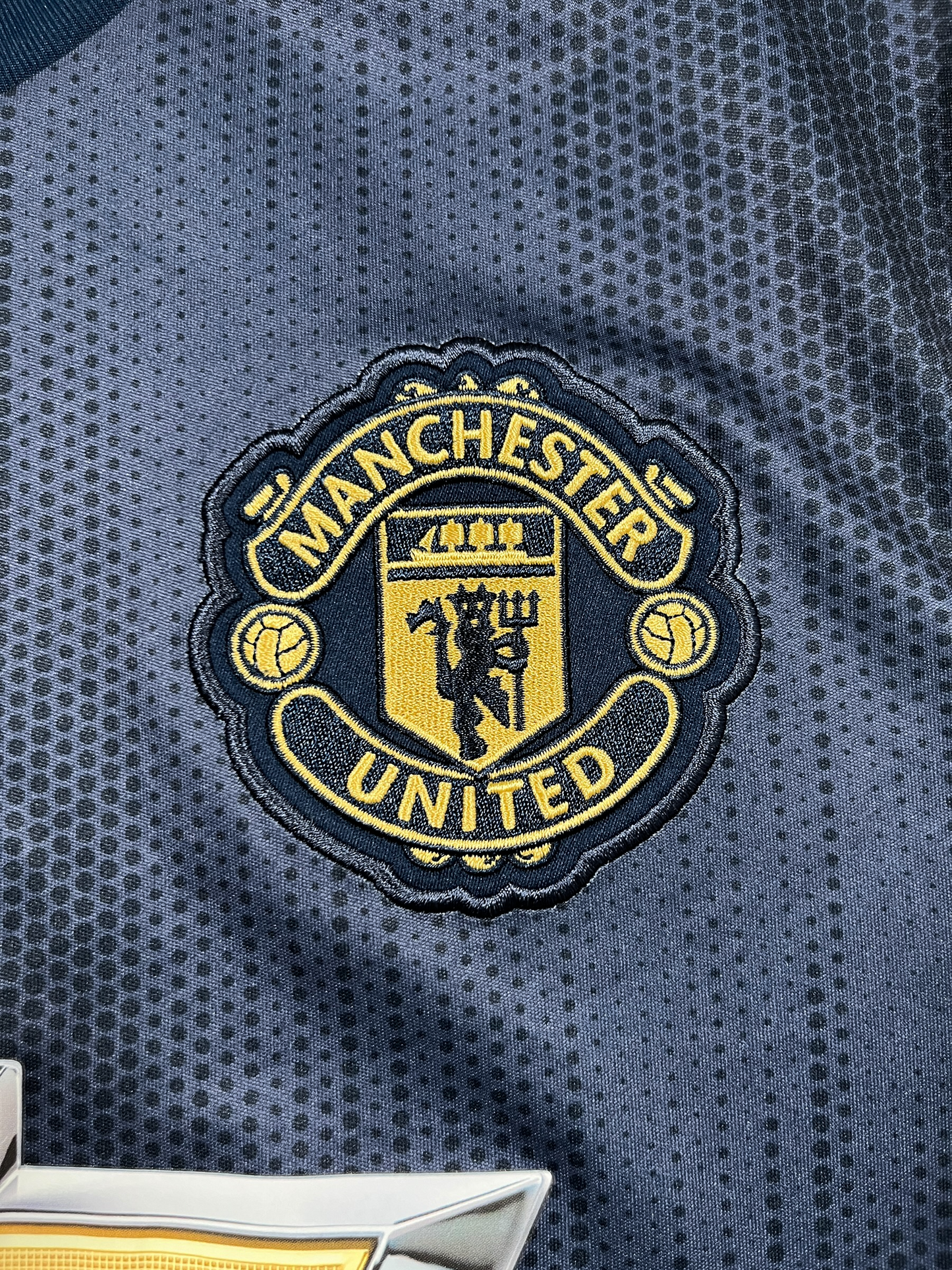 Adidas Manchester United 2018/19 Third Jersey (M)