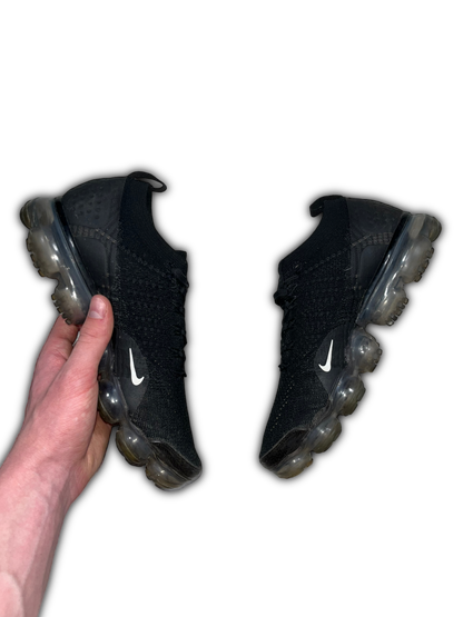 Nike Air VaporMax Flyknit 2 Shoes (EU 41)